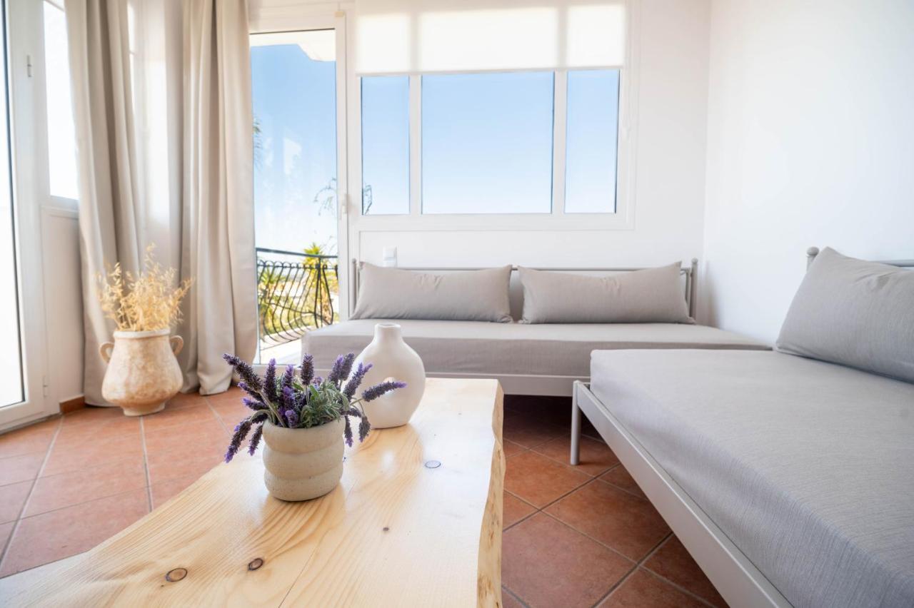 Christoforos Apartments Lourdata  Luaran gambar